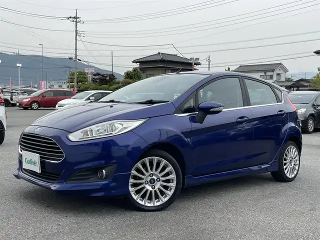 ヨーロッパフォード フィエスタ エコブースト 山梨県 2014(平26)年 4.9万km 青 ワンオーナー/Bluetooth接続/ETC/バックカメラ/前席シートヒーター/横滑り防止装置/レーンキープアシスト/純正アルミホイール/スマートキー/取扱説明書/保証書