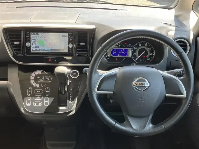 日産 デイズ ルークス ハイウェイスターX 山口県 2015(平27)年 2.4万km チタニウムグレーメタリック 純正メモリーナビ/　＆フルセグTV＆/アラウンドビューカメラ/純正フロアマット/純正ドアバイザー/純正HIDヘッドライト/純正フォグランプ/純正14インチアルミ/左後パワースライド/インテリジェントキー/アイドリングストップ/エマージェンシーブレーキ