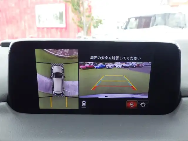 マツダ ＣＸ－８ XD Lパッケージ 千葉県 2018(平30)年 2.8万km ソニックシルバーM スマートシティブレーキサポート/レーンキープ・アシスト・システム/ブラインドスポットモニタリング/アクティブ・ドライビング・ディスプレイ/パワーバックドア/ブラウンレザーシート/前席パワーシート/各席シートヒーター/純正SDナビ/地デジTV/【DVD/CD再生機能　Bluetooth接続】/360°ビュー・モニター/BOSEサウンド/革巻きステアリング/ステアリングヒーター/ステアリングスイッチ/ETC（2.0）/LEDヘッドライト/フォグライト/ウインカーミラー/コーナーセンサー/純正19インチアルミホイル/サイド/カーテンエアバッグ/アドバンストキーレスエントリー