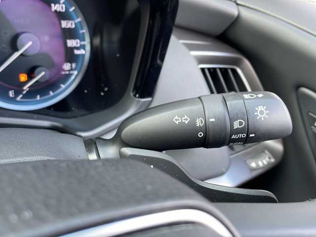 トヨタ クラウン ハイブリッド RS アドバンス 広島県 2021(令3)年 4.3万km プレシャスホワイトパール 禁煙/純正12.3インチディスプレイナビ/CD/DVD/Blu-ray/DTV/Bluetooth/AppleCarplay/AndroidAuto/セーフティパッケージプラス/・パノラミックビューモニター/・デジタルインナーミラー/・パーキングサポートブレーキ/HUD/BSM/RCTA/レーダークルーズコントロール/おくだけ充電/黒革シート/シートヒーター/シートベンチレーション/パワーシート/メモリーシート/ステアリングスイッチ/ステアリングヒーター/LEDオートライト/アダプティブハイビーム/シーケンシャルウインカー/ビルトインETC2.0/スマートキー/スペアキー/カードキー/プッシュスタート/純正18インチアルミホイール