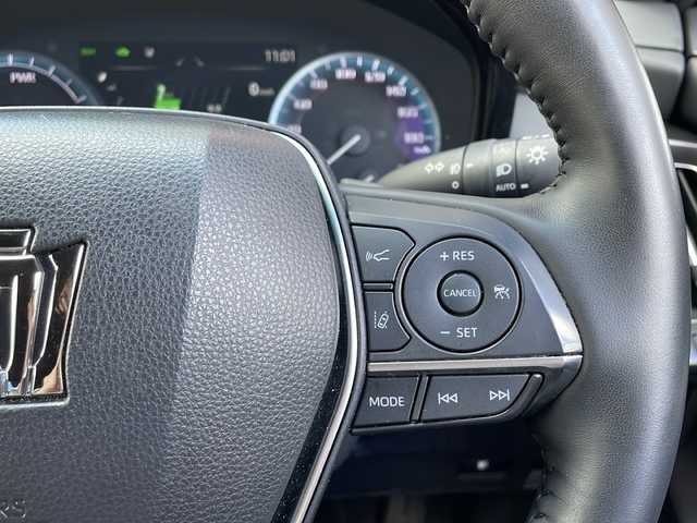 トヨタ クラウン ハイブリッド RS アドバンス 広島県 2021(令3)年 4.3万km プレシャスホワイトパール 禁煙/純正12.3インチディスプレイナビ/CD/DVD/Blu-ray/DTV/Bluetooth/AppleCarplay/AndroidAuto/セーフティパッケージプラス/・パノラミックビューモニター/・デジタルインナーミラー/・パーキングサポートブレーキ/HUD/BSM/RCTA/レーダークルーズコントロール/おくだけ充電/黒革シート/シートヒーター/シートベンチレーション/パワーシート/メモリーシート/ステアリングスイッチ/ステアリングヒーター/LEDオートライト/アダプティブハイビーム/シーケンシャルウインカー/ビルトインETC2.0/スマートキー/スペアキー/カードキー/プッシュスタート/純正18インチアルミホイール