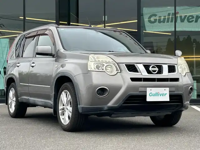 日産 エクストレイル 20X 鹿児島県 2011(平23)年 10.6万km ブレードシルバー インテリジェントエマージェンシーブレーキ/純正SDナビ/【Bluetooth/CD/DVD/フルセグTV】/バックカメラ/レザーシート/シートヒーター/純正17インチアルミホイール/オートエアコン/スマートキー/ETC/純正フロアマット