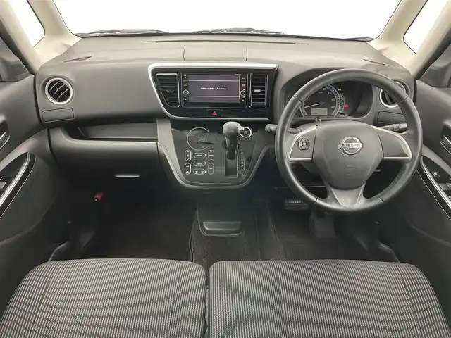 日産 デイズ ルークス X Vセレクション 愛知県 2019(平31)年 5.6万km プレミアムパープルP 純正ナビ　全方位カメラ　ドラレコ　禁煙車　フルセグＴＶ　ＤＶＤ　Ｂｌｕｅｔｏｏｔｈ　ＥＴＣ　両側パワスラ　衝突軽減　コーナーセンサー　純正マット　リアシェード　リアシーリングファン　純正１４インチＡＷ　プッシュスタート　スマートキー