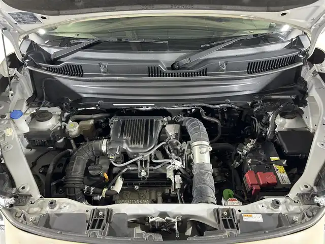 スズキ クロスビー HYBRID MZ 佐賀県 2018(平30)年 3.6万km キャラバンアイボリーパールメタリック/ホワイト 2トーンルーフ 純正7インチナビ/フルセグTV/Bluetooth/CD/DVD/バックカメラ/ビルトインETC/衝突被害軽減システム/シートヒーター/コーナーセンサー/クルーズコントロール/レーンキープアシスト/スペアキー×１/ＬＥＤヘッドライト/パドルシフト/助手席下収納ＢＯＸ/オートライト/純正16インチアルミホイール/フロアマット