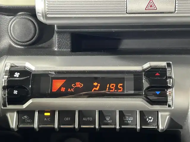 スズキ クロスビー HYBRID MZ 佐賀県 2018(平30)年 3.6万km キャラバンアイボリーパールメタリック/ホワイト 2トーンルーフ 純正7インチナビ/フルセグTV/Bluetooth/CD/DVD/バックカメラ/ビルトインETC/衝突被害軽減システム/シートヒーター/コーナーセンサー/クルーズコントロール/レーンキープアシスト/スペアキー×１/ＬＥＤヘッドライト/パドルシフト/助手席下収納ＢＯＸ/オートライト/純正16インチアルミホイール/フロアマット