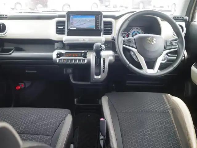 スズキ クロスビー HYBRID MZ 千葉県 2018(平30)年 3.6万km キャラバンアイボリーパールメタリック/ホワイト 2トーンルーフ 純正ナビ/フルセグTV/Bluetooth/CD/DVD/バックカメラ/ビルトインETC/衝突被害軽減システム/シートヒーター/コーナーセンサー/クルーズコントロール/レーンキープアシスト/スペアキー×１/ＬＥＤヘッドライト/パドルシフト/助手席下収納ＢＯＸ/オートライト/純正16インチアルミホイール/フロアマット