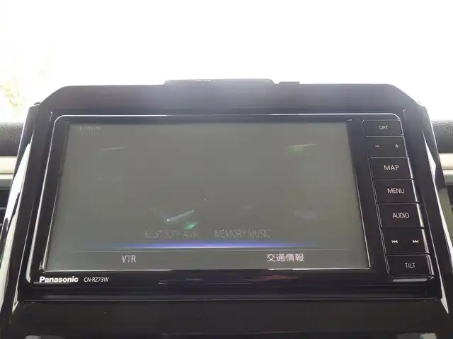 スズキ クロスビー HYBRID MZ 千葉県 2018(平30)年 3.6万km キャラバンアイボリーパールメタリック/ホワイト 2トーンルーフ 純正ナビ/フルセグTV/Bluetooth/CD/DVD/バックカメラ/ビルトインETC/衝突被害軽減システム/シートヒーター/コーナーセンサー/クルーズコントロール/レーンキープアシスト/スペアキー×１/ＬＥＤヘッドライト/パドルシフト/助手席下収納ＢＯＸ/オートライト/純正16インチアルミホイール/フロアマット