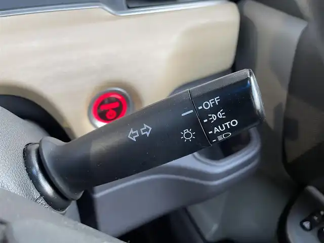 ホンダ フリード ハイブリット G ホンダセンシング 茨城県 2018(平30)年 7.5万km ルナシルバーM ナビ/フルセグTV/Bカメラ/BT/CD/DVD/追従型クルーズコントロール/レーンキープアシスト/ドライブレコーダー前方のみ/衝突軽減/ETC/純正フロアマット/スマートキー/スペアキー×1/ドアバイザー/ワンオーナー