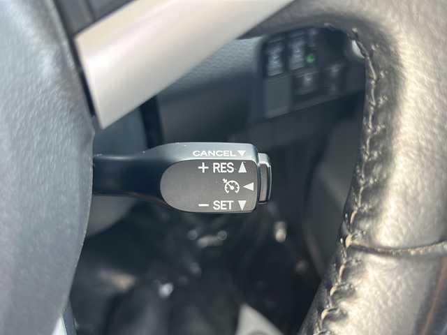 トヨタ ルーミー カスタムG S 福岡県 2018(平30)年 8.8万km マゼンタベリーマイカM 純正メモリナビ（NSZT-W66T）/（AM/FM/CD/BT/フルセグTV）/クルーズコントロール/両側パワースライドドア/バックカメラ/コーナーセンサー/衝突被害軽減システム/横滑り防止装置/純正フロアマット/純正14インチアルミホイール/純正LEDヘッドライト/アイドリングストップ/スマートキー/プッシュスタートボタン/ETC