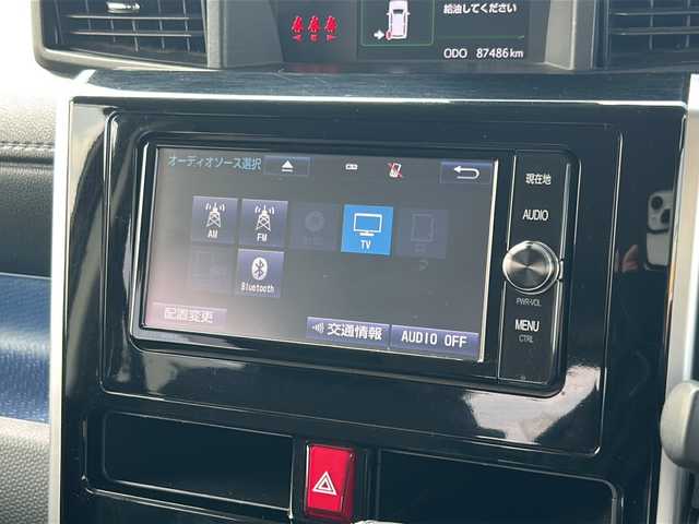 トヨタ ルーミー カスタムG S 福岡県 2018(平30)年 8.8万km マゼンタベリーマイカM 純正メモリナビ（NSZT-W66T）/（AM/FM/CD/BT/フルセグTV）/クルーズコントロール/両側パワースライドドア/バックカメラ/コーナーセンサー/衝突被害軽減システム/横滑り防止装置/純正フロアマット/純正14インチアルミホイール/純正LEDヘッドライト/アイドリングストップ/スマートキー/プッシュスタートボタン/ETC