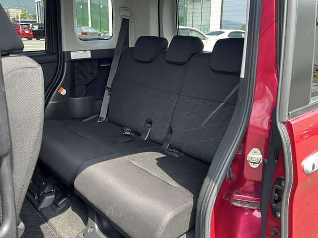 トヨタ ルーミー カスタムG S 福岡県 2018(平30)年 8.8万km マゼンタベリーマイカM 純正メモリナビ（NSZT-W66T）/（AM/FM/CD/BT/フルセグTV）/クルーズコントロール/両側パワースライドドア/バックカメラ/コーナーセンサー/衝突被害軽減システム/横滑り防止装置/純正フロアマット/純正14インチアルミホイール/純正LEDヘッドライト/アイドリングストップ/スマートキー/プッシュスタートボタン/ETC