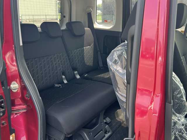 トヨタ ルーミー カスタムG S 福岡県 2018(平30)年 8.8万km マゼンタベリーマイカM 純正メモリナビ（NSZT-W66T）/（AM/FM/CD/BT/フルセグTV）/クルーズコントロール/両側パワースライドドア/バックカメラ/コーナーセンサー/衝突被害軽減システム/横滑り防止装置/純正フロアマット/純正14インチアルミホイール/純正LEDヘッドライト/アイドリングストップ/スマートキー/プッシュスタートボタン/ETC