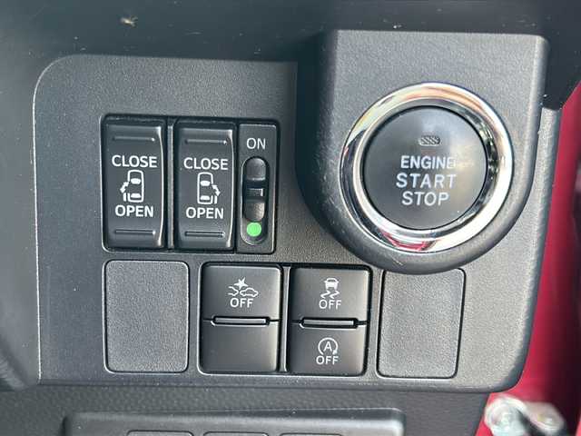 トヨタ ルーミー カスタムG S 福岡県 2018(平30)年 8.8万km マゼンタベリーマイカM 純正メモリナビ（NSZT-W66T）/（AM/FM/CD/BT/フルセグTV）/クルーズコントロール/両側パワースライドドア/バックカメラ/コーナーセンサー/衝突被害軽減システム/横滑り防止装置/純正フロアマット/純正14インチアルミホイール/純正LEDヘッドライト/アイドリングストップ/スマートキー/プッシュスタートボタン/ETC