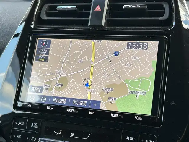 トヨタ プリウス S 福岡県 2019(平31)年 7.5万km アティチュードブラックマイカ 純正9インチSDナビ【NSZT-Y68T】/(AM/FM/Bluetooth/CD/DVD/フルセグTV)/バックカメラ/ビルトインETC/Toyota Safety Sense/・LDA(レーンディパーチャーアラート)/・オートマチックハイビーム/・PCS(プリクラッシュセーフティ)/・レーダークルーズコントロール(全車速追従機能付き)/PKSB(パーキングサポートブレーキ)/ふらつき検知機能/オートライト/クリアランスソナー/コーナーセンサー/純正前方ドライブレコーダー【DRT-H68A】/社外１７インチアルミホイールWeds【LEONIS GX】/盗難防止装置/横滑り防止機能/電格ウィンカーミラー/プッシュスタート/純正フロアマット/ステアリングスイッチ/スペアキー×１/ドアバイザー/ナビ取扱説明書/取扱説明書/保証書