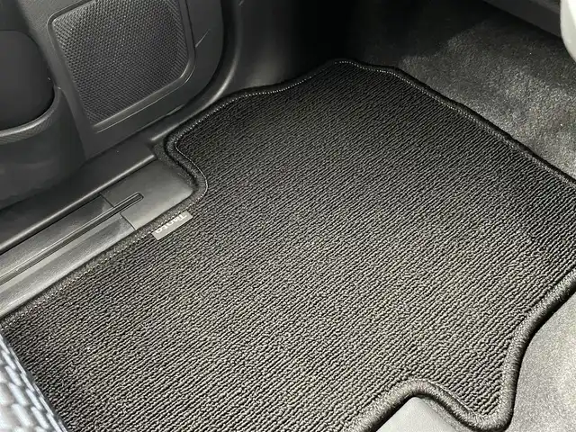 ダイハツ タント カスタム RS 新潟県 2025(令7)年 0.6万km シャイニングホワイトパール ワンオーナー/４WD/ターボ/純正ホイール夏タイヤ装着/スタッドレスタイヤ車載/フルセグテレビ/バックカメラ/運転席助手席シートヒーター/アイドリングストップ/ウィンカーミラー/ドアバイザー/プッシュスタート/両側パワースライドドア/ETC/ブレーキホールド/電動パーキングブレーキ/純正フロアマット/ステアリングスイッチ/ハンズフリー/スペアキー1個