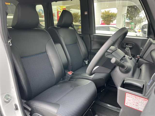 ダイハツ タント カスタム RS 新潟県 2025(令7)年 0.6万km シャイニングホワイトパール ワンオーナー/４WD/ターボ/純正ホイール夏タイヤ装着/スタッドレスタイヤ車載/フルセグテレビ/バックカメラ/運転席助手席シートヒーター/アイドリングストップ/ウィンカーミラー/ドアバイザー/プッシュスタート/両側パワースライドドア/ETC/ブレーキホールド/電動パーキングブレーキ/純正フロアマット/ステアリングスイッチ/ハンズフリー/スペアキー1個