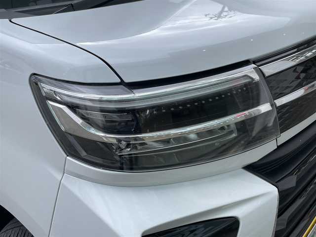 ダイハツ タント カスタム RS 新潟県 2025(令7)年 0.6万km シャイニングホワイトパール ワンオーナー/４WD/ターボ/純正ホイール夏タイヤ装着/スタッドレスタイヤ車載/フルセグテレビ/バックカメラ/運転席助手席シートヒーター/アイドリングストップ/ウィンカーミラー/ドアバイザー/プッシュスタート/両側パワースライドドア/ETC/ブレーキホールド/電動パーキングブレーキ/純正フロアマット/ステアリングスイッチ/ハンズフリー/スペアキー1個