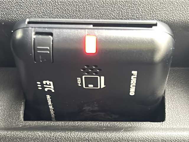 スズキ ジムニー XC 大阪府 2021(令3)年 3.5万km ジャングルグリーン 社外ナビ/(CD/DVD/BT/フルセグ/SD)/バックカメラ/ＥＴＣ/デュアルセンサーブレーキサポートII/ふらつき警報機能/ハイビームアシスト/クルーズコントロール/誤発進抑制機能/車線逸脱警報装置/発信お知らせ機能/前席シートヒーター/ヘッドランプウォッシャー/スマートキー×２/ダウンヒルアシストコントロール