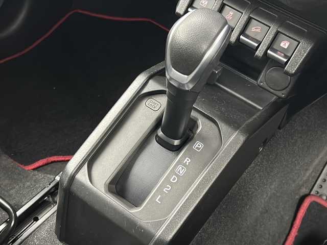 スズキ ジムニー XC 大阪府 2021(令3)年 3.5万km ジャングルグリーン 社外ナビ/(CD/DVD/BT/フルセグ/SD)/バックカメラ/ＥＴＣ/デュアルセンサーブレーキサポートII/ふらつき警報機能/ハイビームアシスト/クルーズコントロール/誤発進抑制機能/車線逸脱警報装置/発信お知らせ機能/前席シートヒーター/ヘッドランプウォッシャー/スマートキー×２/ダウンヒルアシストコントロール