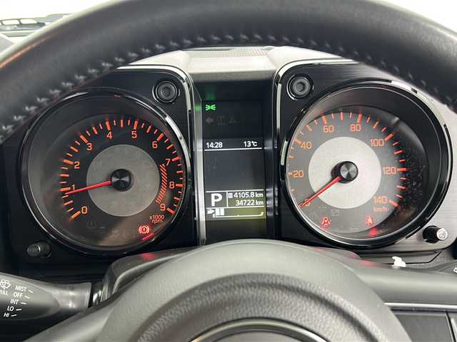 スズキ ジムニー XC 大阪府 2021(令3)年 3.5万km ジャングルグリーン 社外ナビ/(CD/DVD/BT/フルセグ/SD)/バックカメラ/ＥＴＣ/デュアルセンサーブレーキサポートII/ふらつき警報機能/ハイビームアシスト/クルーズコントロール/誤発進抑制機能/車線逸脱警報装置/発信お知らせ機能/前席シートヒーター/ヘッドランプウォッシャー/スマートキー×２/ダウンヒルアシストコントロール