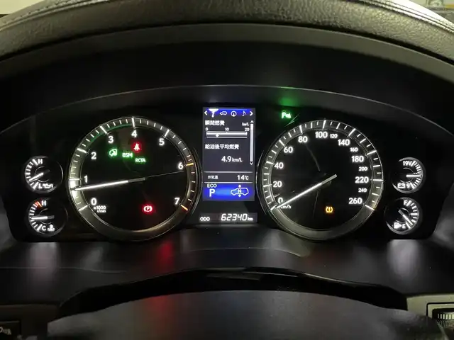 レクサス ＬＸ 570 愛知県 2016(平28)年 6.3万km ブラック /禁煙//メーカーナビ//AM/FM/CD/DVD/SD/USB/BT/フルセグ//バックカメラ//ビルトインETC2.0//前方ドライブレコーダー//PCS/LDA/AHB/ACC/HUD//RCTA/TRC/BSM//サンルーフ//モデリスタフルエアロ//モデリスタスポーツマフラー//クールボックス//牽引フック//オートLEDライト//フォグランプ(F/R)//シーケンシャルウィンカー//白革シート//1、2列目シートヒーター//1、2列目エアシート//前席パワーシート//シートメモリー//電動格納サードシート//ウッドコンビステアリング//ステアリングリモコン//パドルシフト//ステアリングヒーター//電動パーキングブレーキ//AUTO HOLD//4Wheel AHS//パワーバックドア//クロールコントロール//プッシュスタート//スマートキー//スペアキー//ロールサンシェード//サイドステップ//保証書//取扱説明書//ナビ取扱説明書//H28-R2年記録簿