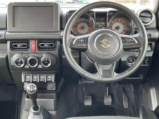 スズキ ジムニー シエラ JC 福島県 2023(令5)年 4.5万km ミディアムグレー ワンオーナー/パートタイム4WD/デュアルセンサーブレーキサポート/ダウンヒルアシストコントロール/クルーズコントロール/アイドリングストップ/シートヒーター/純正ドアバイザー/純正フロアマット/プッシュスタート/オートライト/LEDヘッドライト/フォグライト