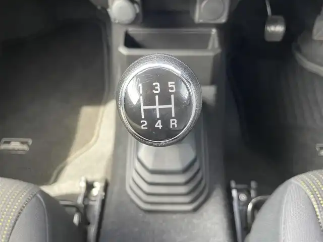 スズキ ジムニー シエラ JC 福島県 2023(令5)年 4.5万km ミディアムグレー ワンオーナー/パートタイム4WD/デュアルセンサーブレーキサポート/ダウンヒルアシストコントロール/クルーズコントロール/アイドリングストップ/シートヒーター/純正ドアバイザー/純正フロアマット/プッシュスタート/オートライト/LEDヘッドライト/フォグライト