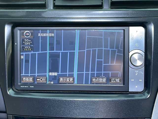 トヨタ プリウス α G 高知県 2013(平25)年 12.2万km ブラック 純正ナビ/(Bluetooth/CD/SD/DVD/フルセグ)/バックカメラ/ビルトインETC/クルーズコントロール/前後ドライブレコーダー/社外17インチアルミホイール/モデリスタエアロ/オートライト/LEDヘッドライト/フォグランプ/プッシュスタート/スマートキー/スペアキー1本/純正フロアマット/純正ドアバイザー/横滑り防止装置/衝突被害軽減ブレーキ