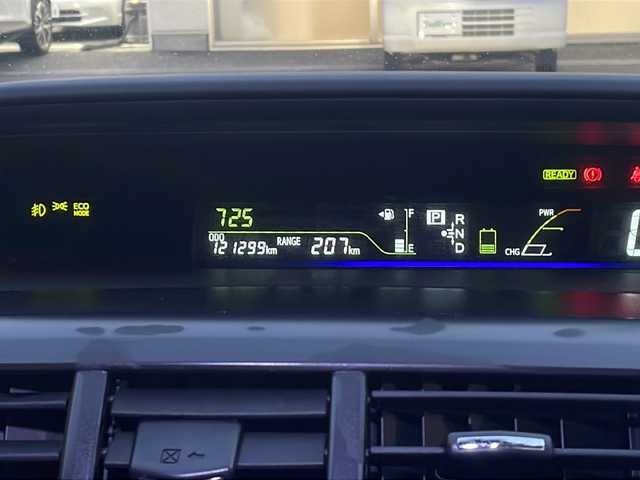 トヨタ プリウス α G 高知県 2013(平25)年 12.2万km ブラック 純正ナビ/(Bluetooth/CD/SD/DVD/フルセグ)/バックカメラ/ビルトインETC/クルーズコントロール/前後ドライブレコーダー/社外17インチアルミホイール/モデリスタエアロ/オートライト/LEDヘッドライト/フォグランプ/プッシュスタート/スマートキー/スペアキー1本/純正フロアマット/純正ドアバイザー/横滑り防止装置/衝突被害軽減ブレーキ