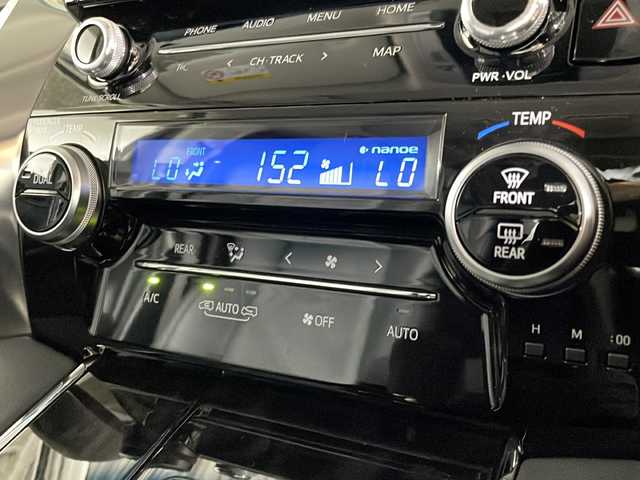 トヨタ アルファード S Cパッケージ 福岡県 2021(令3)年 4万km ブラック サンルーフ/モデリスタフルエアロ/純正メモリナビ/純正フリップダウンモニター/デジタルインナーミラー/黒革シート/フルセグテレビ/バックカメラ/レーダークルーズコントロール/両側パワースライドドア/ETC/BSM/ステアリングヒーター/シートヒーター/シートクーラー/プッシュスタート