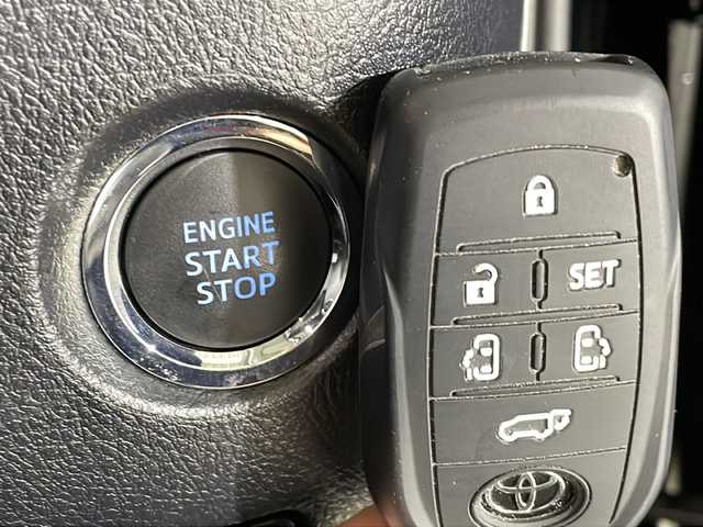 トヨタ アルファード S Cパッケージ 福岡県 2021(令3)年 4万km ブラック サンルーフ/モデリスタフルエアロ/純正メモリナビ/純正フリップダウンモニター/デジタルインナーミラー/黒革シート/フルセグテレビ/バックカメラ/レーダークルーズコントロール/両側パワースライドドア/ETC/BSM/ステアリングヒーター/シートヒーター/シートクーラー/プッシュスタート