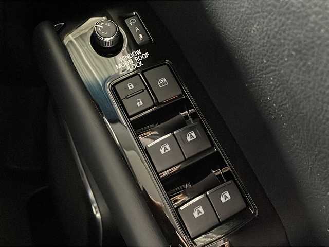 トヨタ アルファード S Cパッケージ 福岡県 2021(令3)年 4万km ブラック サンルーフ/モデリスタフルエアロ/純正メモリナビ/純正フリップダウンモニター/デジタルインナーミラー/黒革シート/フルセグテレビ/バックカメラ/レーダークルーズコントロール/両側パワースライドドア/ETC/BSM/ステアリングヒーター/シートヒーター/シートクーラー/プッシュスタート