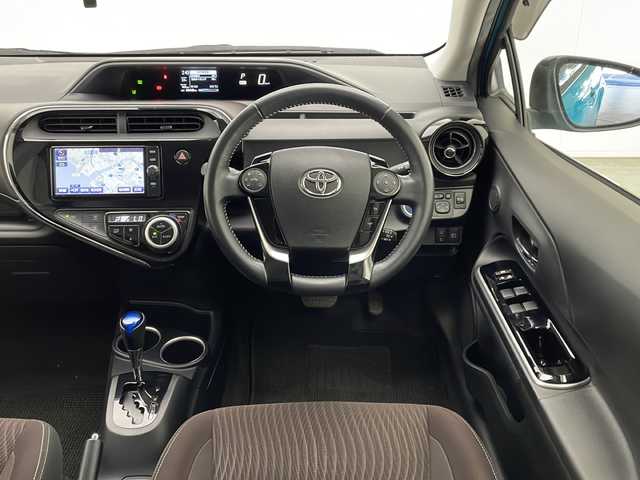 トヨタ アクア G 宮崎県 2017(平29)年 6.1万km クリアエメラルドパールクリスタルシャイン Toyota Safety Sense/〇プリクラシュセーフティ/〇レーンディパーチャーアラート/〇オートマチックハイビーム/〇先行車発進告知/純正7インチSDナビ/フルセグTV/CD/DVD/Bluetooth/バックカメラ/クルーズコントロール/LEDヘッドライト/ビルトインETC/ステアリングヒーター