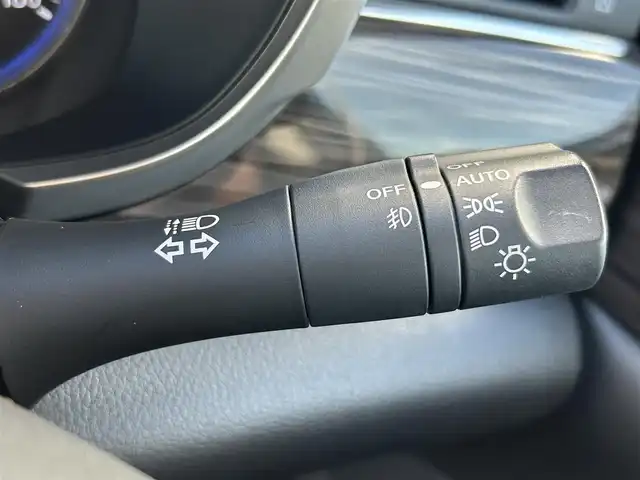 日産 エルグランド 250HWS S アーバンクロム 熊本県 2019(平31)年 3.8万km ファントムブラック 純正ＳＤナビ/エマージェンシーブレーキ/車線逸脱警報機能/フリップダウンモニター/全方位カメラ/オットマンＮ席＋２列目/ドライブレコーダー/革巻きステアリング/電動格納ミラー/ウィンカーミラー/オートライト/フォグランプ/純正ドアバイザー/純正フロアマット/純正アルミホイール/プッシュスタートボタン