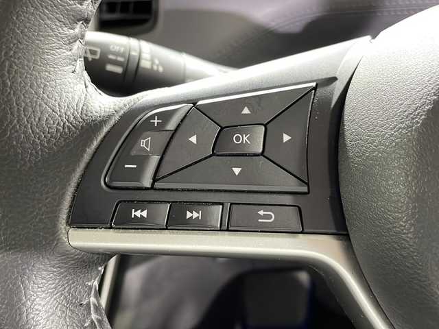 日産 セレナ e－パワー ハイウェイスター V 福岡県 2020(令2)年 3.3万km ダイヤモンドブラック 禁煙車/純正9インチメモリナビ/・CD/DVD/BT/フルセグTV/・全方位モニター/純正フリップダウンモニター/プロパイロット/エマージェンシーブレーキ/コーナーセンサー/両側パワースライドドア/ブレーキホールド/ドライブレコーダー前後/ETC/革巻きステアリング/・ステアリングリモコン/革シート/LEDヘッドライト/・オートライト/・フォグランプ