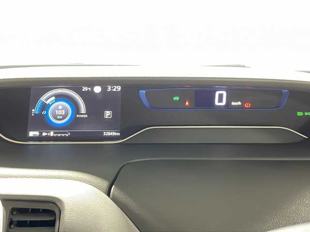 日産 セレナ e－パワー ハイウェイスター V 福岡県 2020(令2)年 3.3万km ダイヤモンドブラック 禁煙車/純正9インチメモリナビ/・CD/DVD/BT/フルセグTV/・全方位モニター/純正フリップダウンモニター/プロパイロット/エマージェンシーブレーキ/コーナーセンサー/両側パワースライドドア/ブレーキホールド/ドライブレコーダー前後/ETC/革巻きステアリング/・ステアリングリモコン/革シート/LEDヘッドライト/・オートライト/・フォグランプ