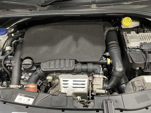 シトロエン Ｃ３ シャイン デビューエディション 新潟県 2018(平30)年 3万km ブランバンキーズ アクティブセーフティブレーキ/純正ナビ/フルセグTV/バックカメラ/ETC/クルーズコントロール/車線逸脱警報/インテリジェントハイビーム/純正17インチアルミホイール/コーナーセンサー/アイドリングストップ/スマートキー/スペアキー/プッシュスタート/保証書/取扱説明書
