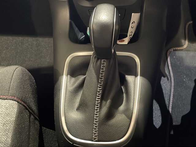 シトロエン Ｃ３ シャイン デビューエディション 新潟県 2018(平30)年 3万km ブランバンキーズ アクティブセーフティブレーキ/純正ナビ/フルセグTV/バックカメラ/ETC/クルーズコントロール/車線逸脱警報/インテリジェントハイビーム/純正17インチアルミホイール/コーナーセンサー/アイドリングストップ/スマートキー/スペアキー/プッシュスタート/保証書/取扱説明書