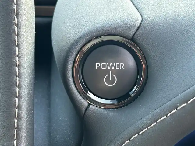 トヨタ ヴェルファイア ハイブリット Z プレミア 福岡県 2024(令6)年 1.9万km ブラック トヨタセーフティセンス/12.1型後席モニター/ガラスルーフ/純正ナビ（BT/フルセグ/AM/FM)/アラウンドビューモニター/バックカメラ/サイドカメラ/フロントカメラ/両側パワースライドドア/電動リアゲート/電動サイドバイザー/レーダークルーズコントロール/LEDヘッドライト/オートライト/オートマチックハイビーム/革シート/オットマン/DN席パワーシート/シートメモリー/全席エアシート/全席シートヒーター/ステアリングヒーター/チルトステアリング/純正19インチAW/パドルシフト/パーキングアシスト/横滑り防止装置/コーナーセンサー/レーンキープアシスト/盗難防止装置/衝突軽減システム/ワイヤレス充電/HDMI入力端子/スマートキー/ETC2.0/保証書/取扱説明書