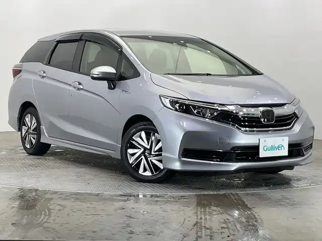 ホンダ シャトル ハイブリッド 栃木県 2022(令4)年 3.6万km ルナシルバーM 社外ナビ/(Bluetooth)/バックカメラ/ホンダセンシング/・衝突軽減ブレーキ/・誤発進抑制機能/・路外逸脱抑制機能/・アダプティブクルーズコントロール/ビルトインETC/前方ドラレコ/禁煙車/オートライト/横滑り防止装置/スマートキー/プッシュスタート/アイドリングストップ/ステアリングスイッチ/ウィンカーミラー/電動格納ミラー/社外フロアマット
