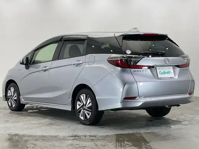 ホンダ シャトル ハイブリッド 栃木県 2022(令4)年 3.6万km ルナシルバーM 社外ナビ/(Bluetooth)/バックカメラ/ホンダセンシング/・衝突軽減ブレーキ/・誤発進抑制機能/・路外逸脱抑制機能/・アダプティブクルーズコントロール/ビルトインETC/前方ドラレコ/禁煙車/オートライト/横滑り防止装置/スマートキー/プッシュスタート/アイドリングストップ/ステアリングスイッチ/ウィンカーミラー/電動格納ミラー/社外フロアマット