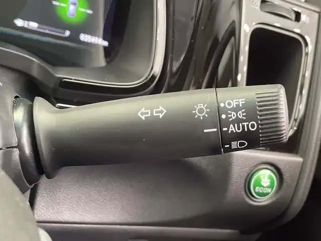 ホンダ シャトル ハイブリッド 栃木県 2022(令4)年 3.6万km ルナシルバーM 社外ナビ/(Bluetooth)/バックカメラ/ホンダセンシング/・衝突軽減ブレーキ/・誤発進抑制機能/・路外逸脱抑制機能/・アダプティブクルーズコントロール/ビルトインETC/前方ドラレコ/禁煙車/オートライト/横滑り防止装置/スマートキー/プッシュスタート/アイドリングストップ/ステアリングスイッチ/ウィンカーミラー/電動格納ミラー/社外フロアマット