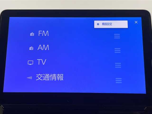 トヨタ シエンタ ハイブリッド Z 埼玉県 2025(令7)年 0.9万km ベージュ 純正ナビ　/全方位カメラ　/ＢＳＭ　/ビルトインＥＴＣ２．０　/前席シートヒーター　/ステアリングヒーター/レーダークルーズコントロール　/両側パワースライドドア　/オートマティックハイビーム　/衝突軽減システム　/レーンキープアシスト/クリアランスソナー/純正フロアマット/ロールサンシェード/ウィンカーミラー