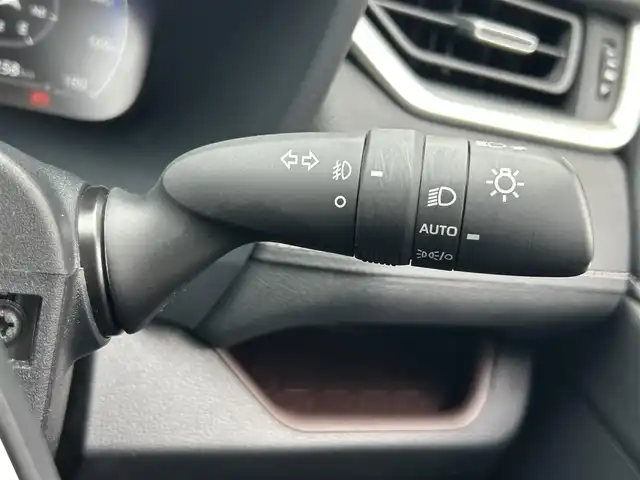 トヨタ ＲＡＶ４ G 福岡県 2024(令6)年 1.1万km プラチナホワイトパールマイカ ワンオーナー/純正ナビ（AM/FM/BT/フルセグTV）/ブラインドスポットモニター/ステアリングヒーター/レーダークルーズコントロール/全方位カメラ/前後ドライブレコーダー/ビルトインETC2.0/運転席パワーシート（メモリ付）/前席シートヒーター/前席エアシート/パワーバックドア/クリアランスソナー/ルーフレール/オートマチックハイビーム/純正フロアマット/純正18インチアルミホイール/スペアキー/取扱説明書/保証書