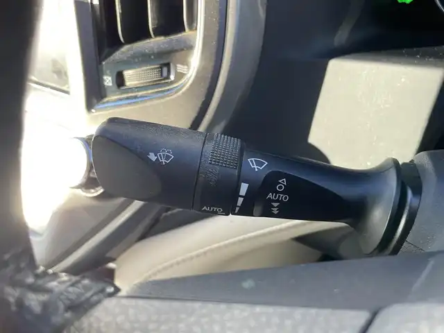 トヨタ クラウン ハイブリッド ロイヤルサルーンG 宮崎県 2014(平26)年 9.2万km プレシャスシルバー メーカーHDDナビ　/　AM FM CD DVD BT TV/全方位モニター/トヨタセーフティーセンス/　・プリクラッシュセーフティー/　・レーンキープアシスト/　・オートマチックハイビーム/レーダークルーズコントロール/シートヒーター/パワーシート/ドライブレコーダー/ETC車載器/社外レーダー/スマートキー/プッシュスタート/トランクイージークローザー