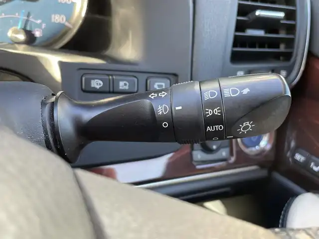 トヨタ クラウン ハイブリッド ロイヤルサルーンG 宮崎県 2014(平26)年 9.2万km プレシャスシルバー メーカーHDDナビ　/　AM FM CD DVD BT TV/全方位モニター/トヨタセーフティーセンス/　・プリクラッシュセーフティー/　・レーンキープアシスト/　・オートマチックハイビーム/レーダークルーズコントロール/シートヒーター/パワーシート/ドライブレコーダー/ETC車載器/社外レーダー/スマートキー/プッシュスタート/トランクイージークローザー