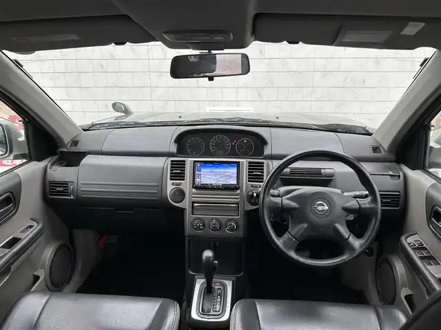 日産 エクストレイル Xtt 長野県 2006(平18)年 13.1万km チタニウムシルバー ４WD/バックカメラ/社外SDメモリーナビ/DVD/フルセグTV/ETC/シートヒーター/社外アルミホイール/盗難防止装置/保証書/取扱説明書/記録簿