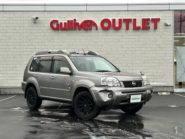 日産 エクストレイル Xtt 長野県 2006(平18)年 13.1万km チタニウムシルバー ４WD/バックカメラ/社外SDメモリーナビ/DVD/フルセグTV/ETC/シートヒーター/社外アルミホイール/盗難防止装置/保証書/取扱説明書/記録簿
