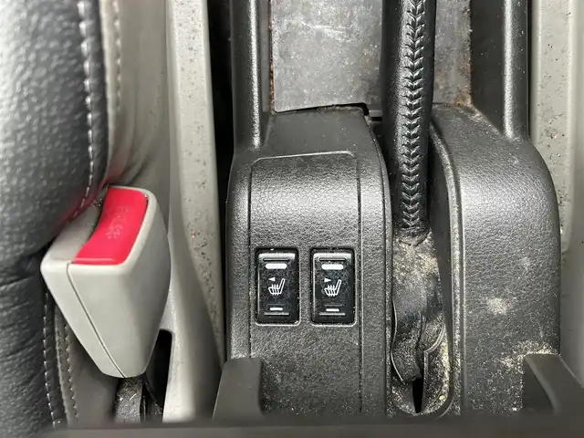 日産 エクストレイル Xtt 長野県 2006(平18)年 13.1万km チタニウムシルバー ４WD/バックカメラ/社外SDメモリーナビ/DVD/フルセグTV/ETC/シートヒーター/社外アルミホイール/盗難防止装置/保証書/取扱説明書/記録簿