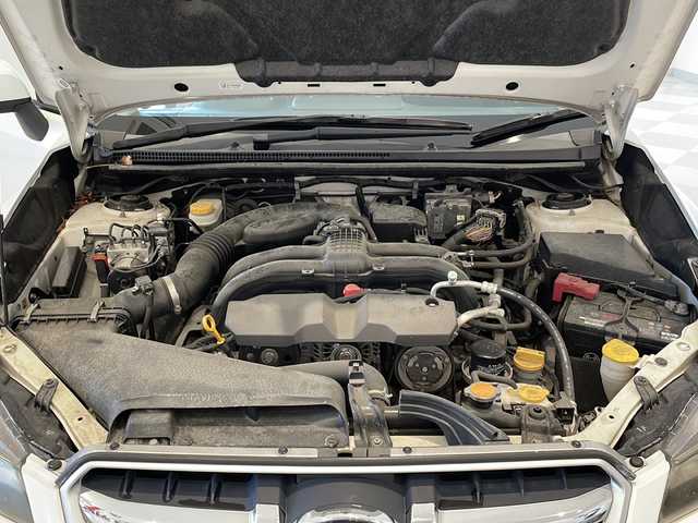 スバル インプレッサ Ｇ４ 2．0i アイサイト 福井県 2012(平24)年 9.8万km サテンホワイトパール